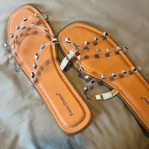 Pierre Dumas size 9 sandals New